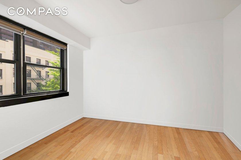 wide photo