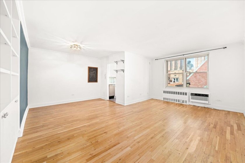 wide photo