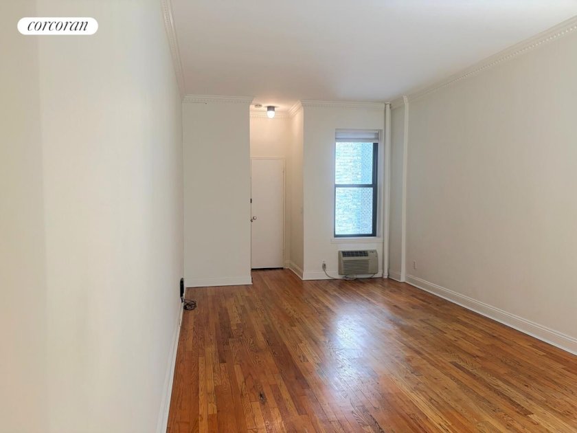 wide photo