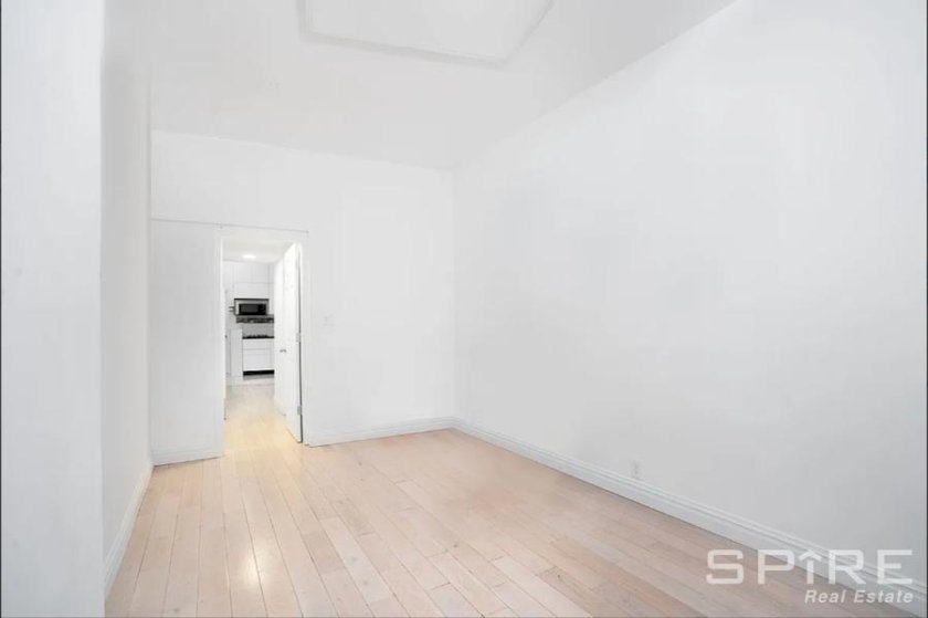 wide photo