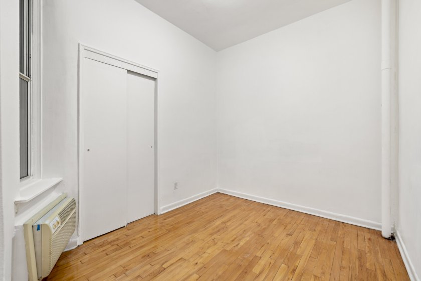 wide photo