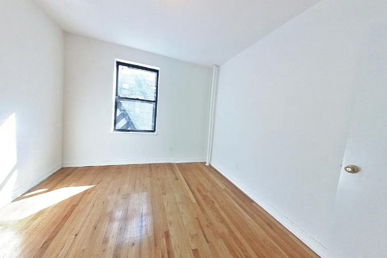 wide photo