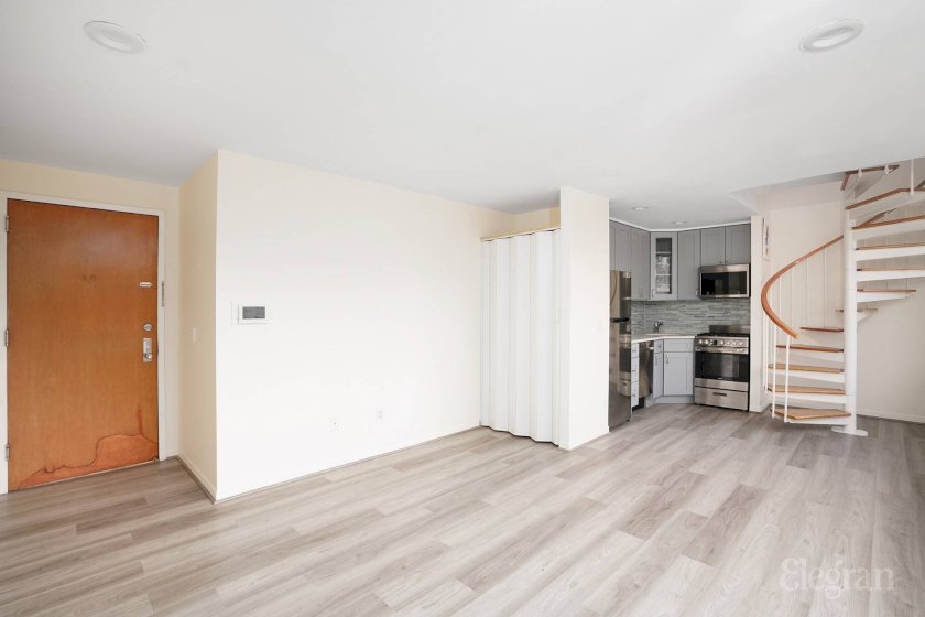 wide photo