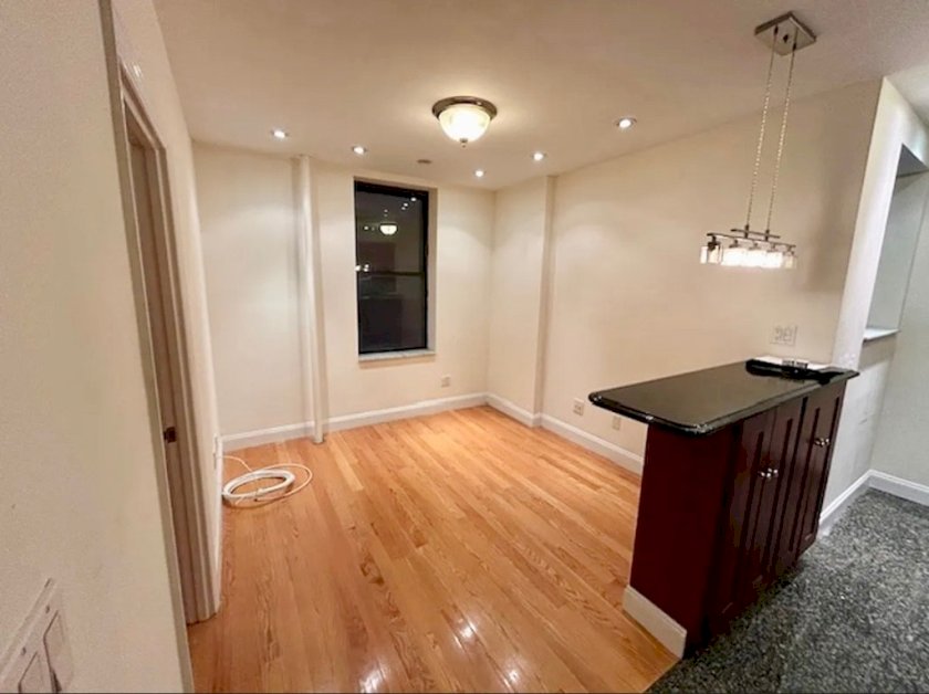 wide photo