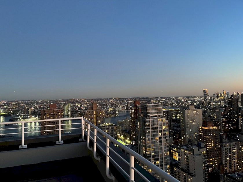 wide photo