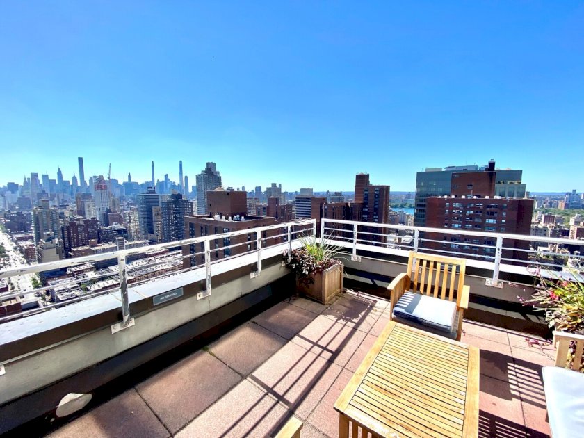 wide photo