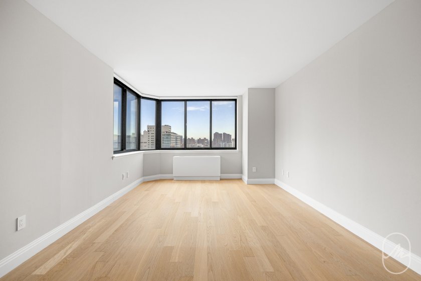 wide photo