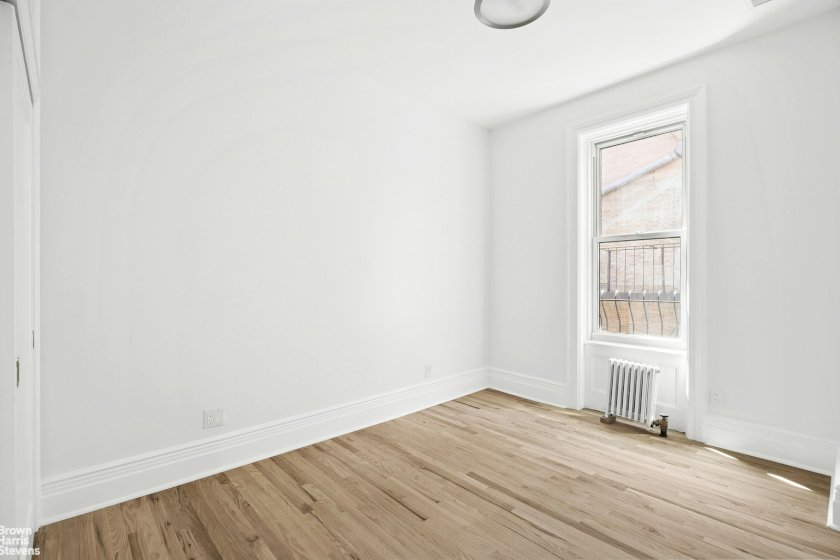 wide photo