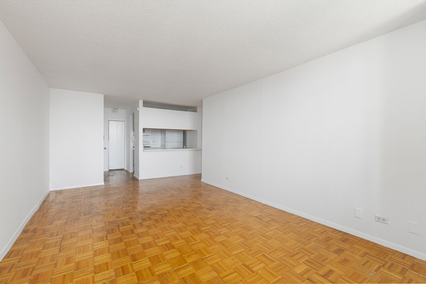 wide photo