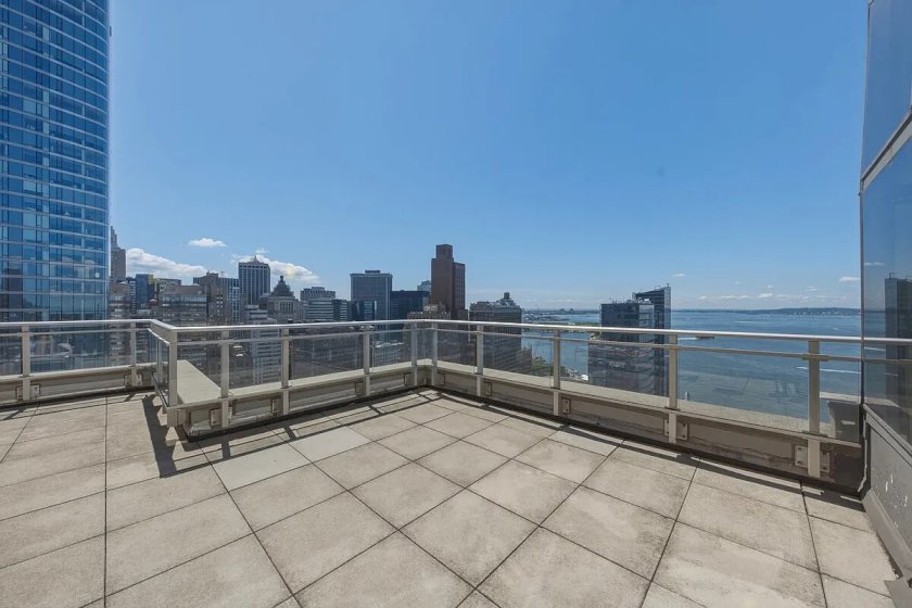 wide photo