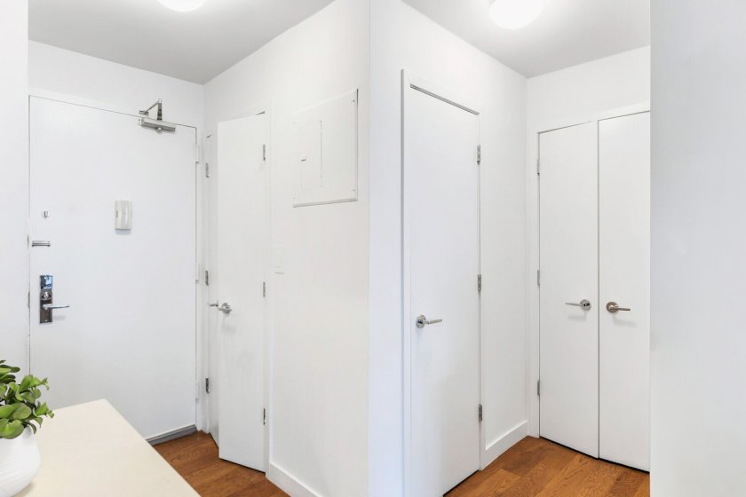 wide photo