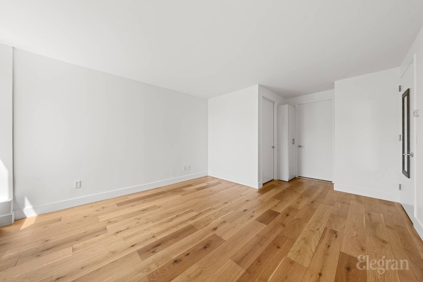 wide photo