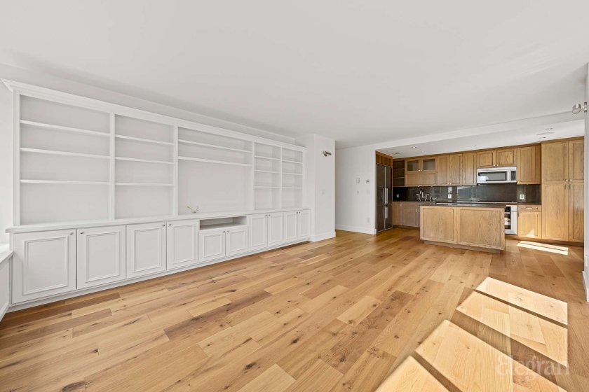 wide photo
