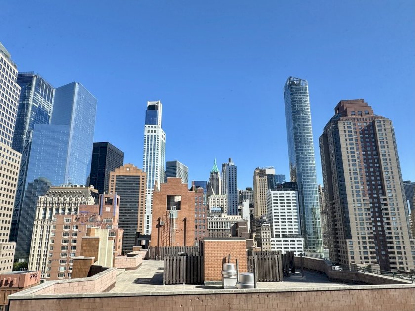 wide photo