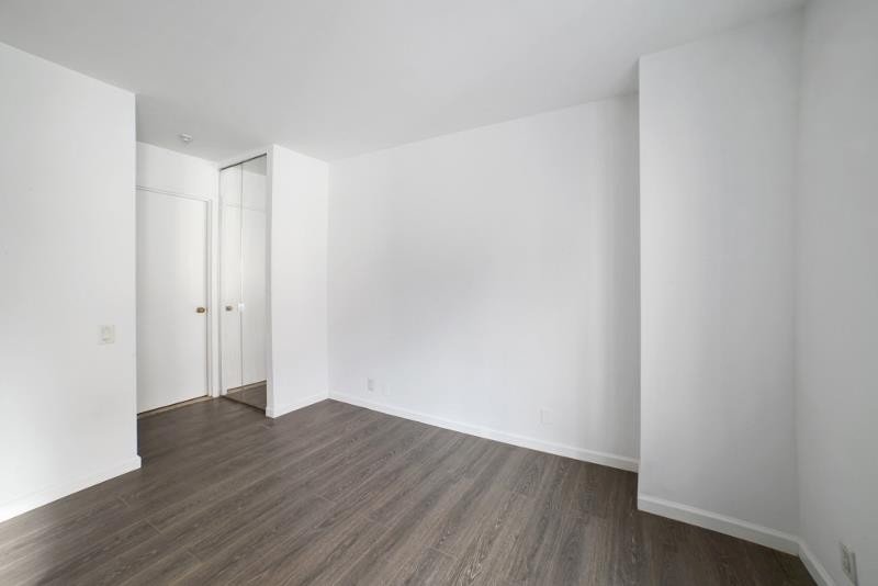 wide photo